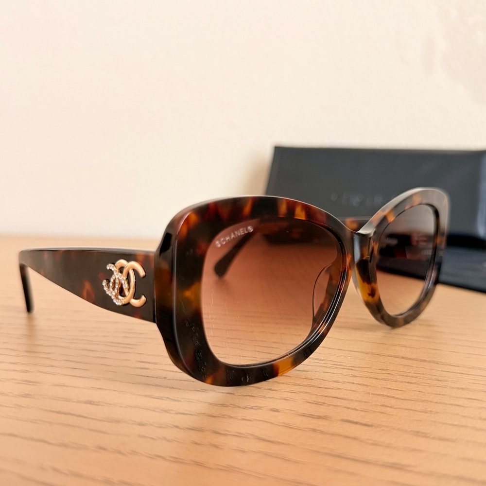 CHANEL Tortoiseshell Sunglasses with Gold Logo